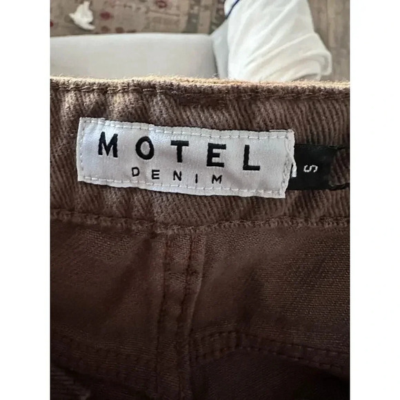 NWT Motel Brown Straight-Leg parallel Pants Size 31L - Picture 3 of 7